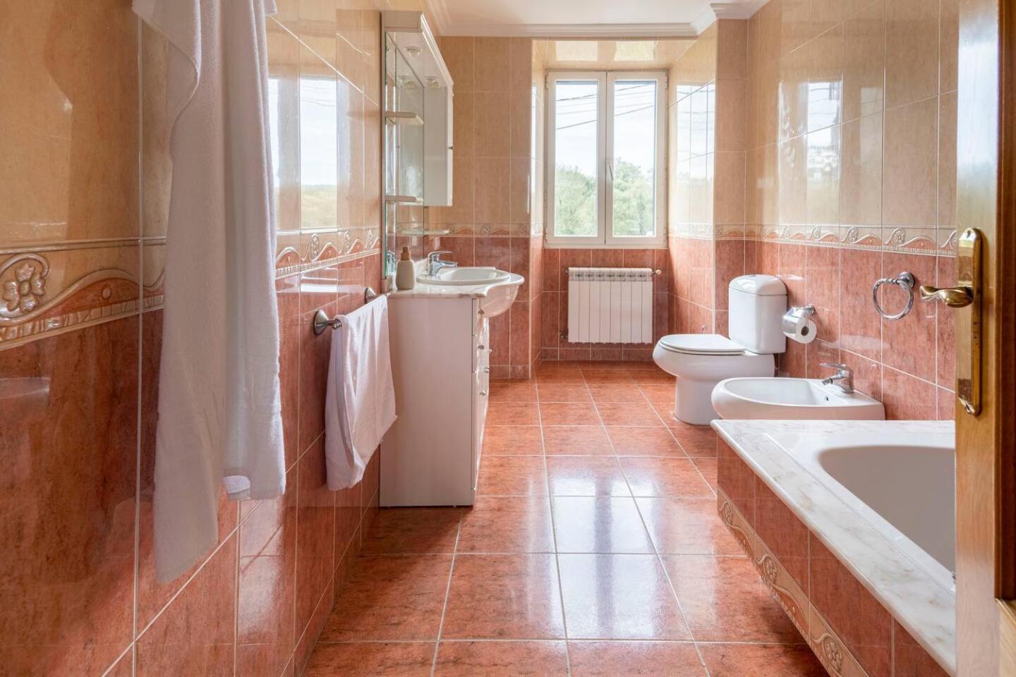 Galihost - Casa Con Enorme Jardin En Cambados Villa Eksteriør bilde